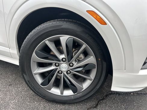 Used 2022 Buick Encore GX Select w/ Sport Touring Package image 27