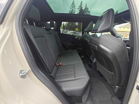 Used 2026 BMW X3 xDrive30i w/ M Sport Package AWD/4WD image 12