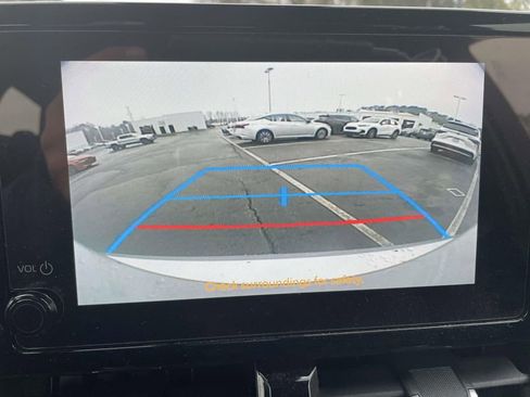 Used 2024 Toyota Corolla SE image 39