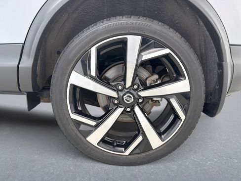 Used 2022 Nissan Rogue Sport SL AWD/4WD image 21