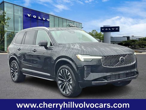 New 2026 Volvo XC90 T8 Plus image 1