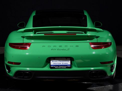 Used 2015 Porsche 911 Turbo S image 17