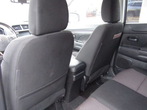 Used 2018 Mitsubishi Outlander Sport LE AWD/4WD image 14