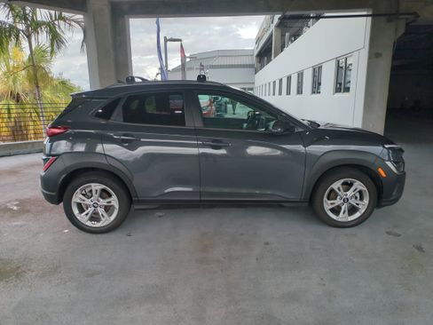 Used 2023 Hyundai Kona SEL image 4