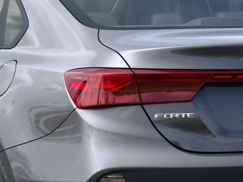 New 2024 Kia Forte LXS w/ LXS Technology Package image 11