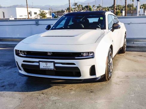 New 2026 Dodge Charger R/T w/ Blacktop Package AWD/4WD image 4