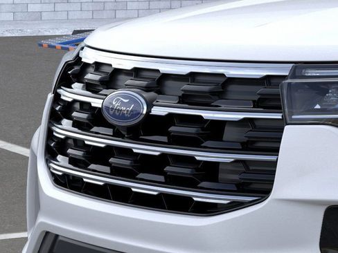 New 2026 Ford Explorer Active AWD/4WD image 17