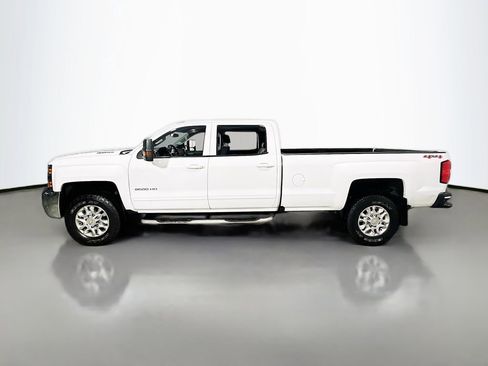 Used 2016 Chevrolet Silverado 2500 LT AWD/4WD image 5