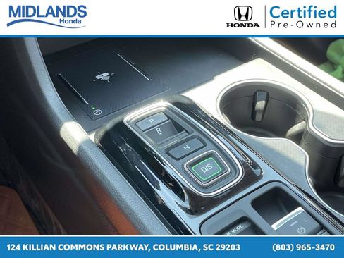 Certified 2025 Honda Pilot Touring image 32