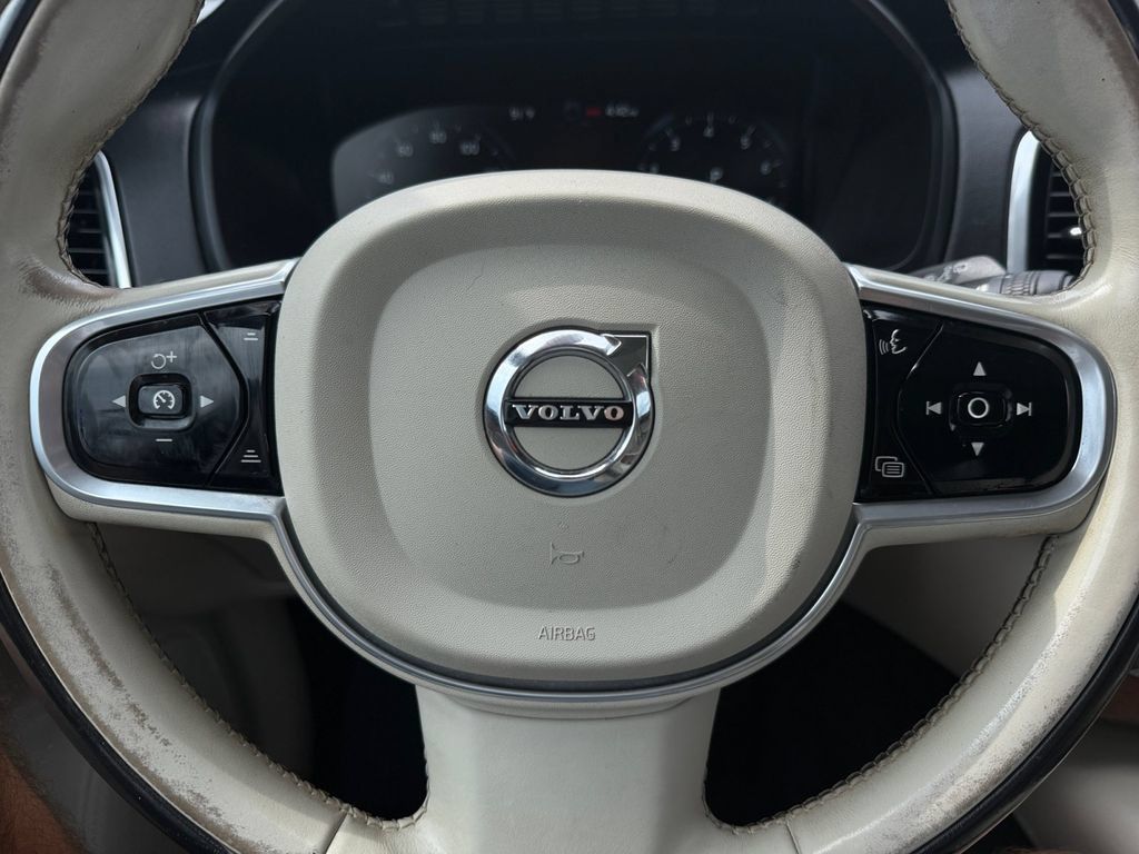 Used 2017 Volvo XC90 T6 Inscription w/ Vision Package AWD/4WD image 26