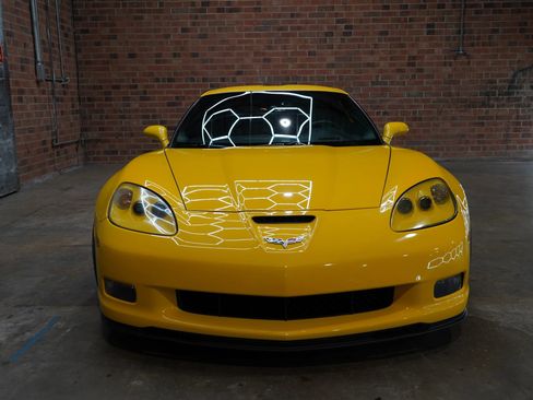 Used 2011 Chevrolet Corvette Grand Sport w/ Preferred Equipment Group image 5