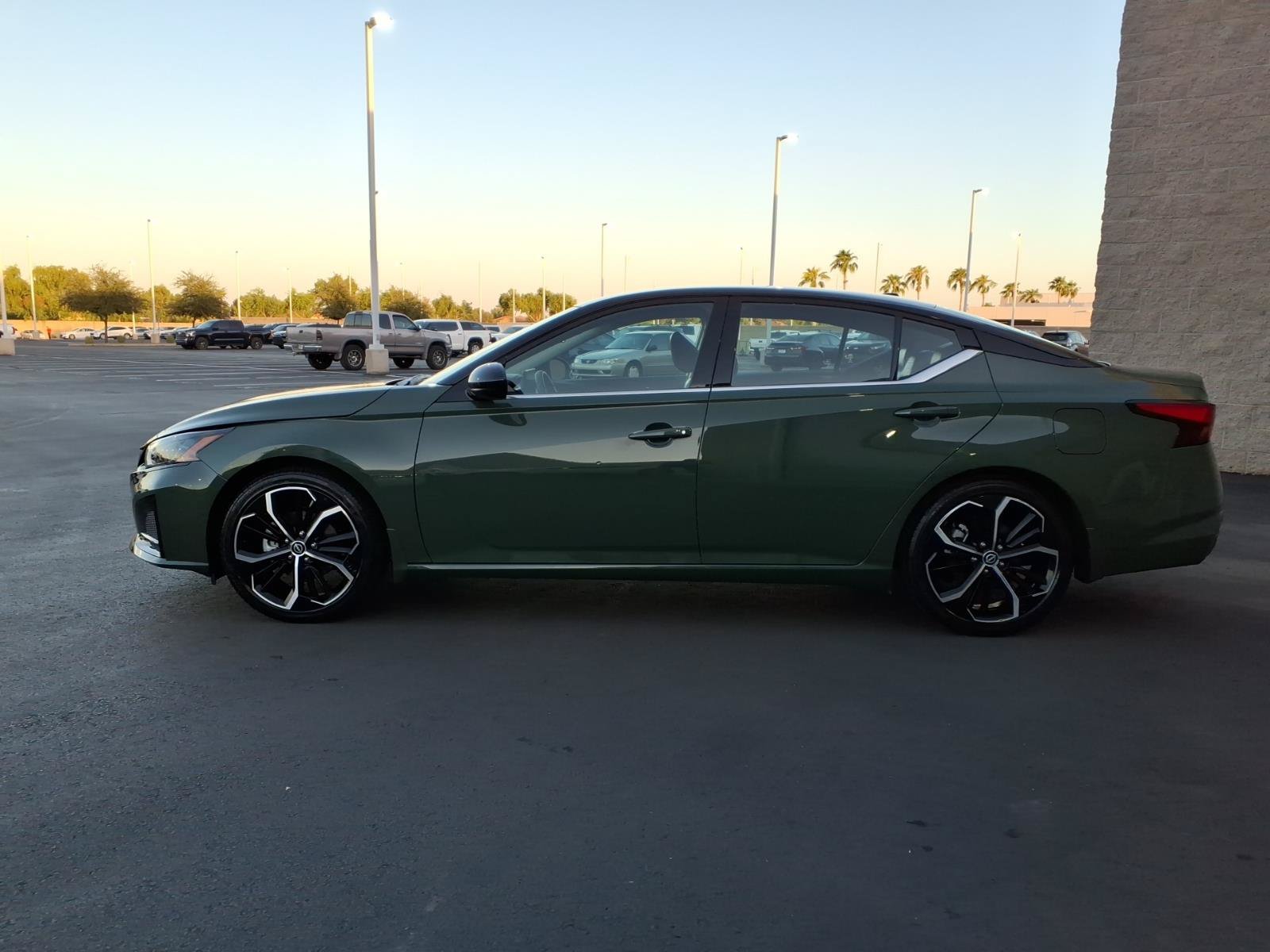 Used 2026 Nissan Altima 2.5 SR FWD image 7