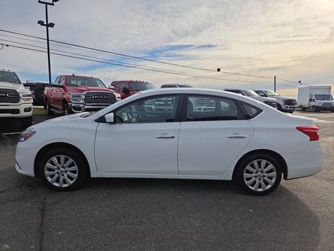 Used 2016 Nissan Sentra S image 3
