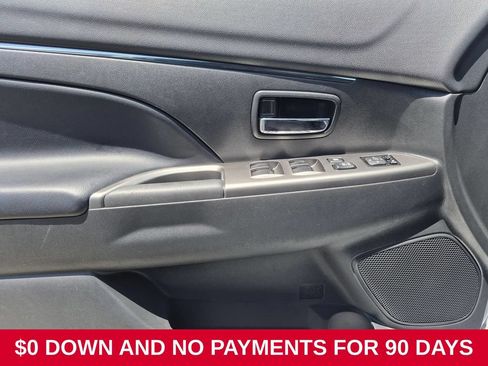 Used 2025 Mitsubishi Outlander Sport SE AWD/4WD image 11