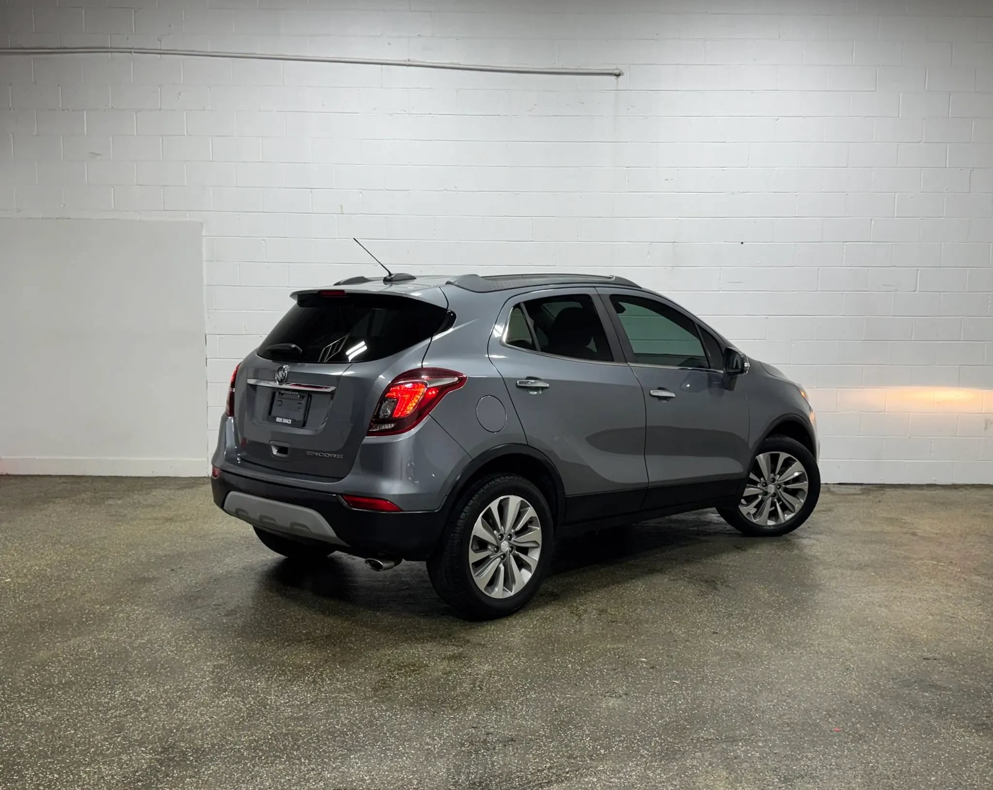 Used 2019 Buick Encore Preferred FWD image 3