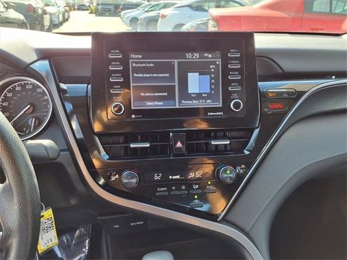 Used 2024 Toyota Camry LE image 18