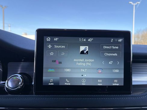 Certified 2022 Lincoln Corsair AWD w/ Premium Package image 24