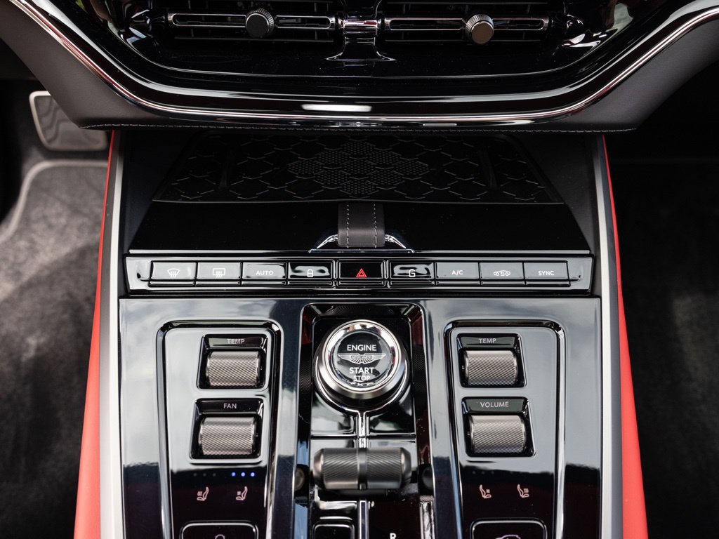 Used 2026 Aston Martin DBX 707 AWD/4WD image 37