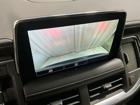 Used 2021 Chevrolet Tahoe Z71 image 19