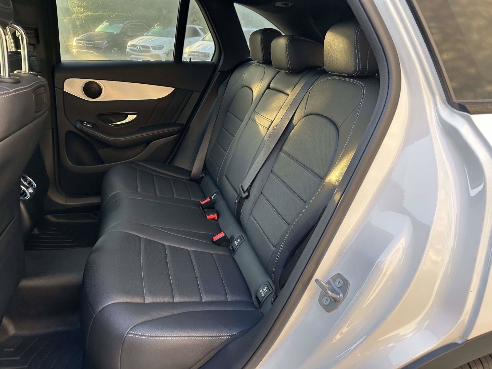 Used 2019 Mercedes-Benz GLC 300 image 40
