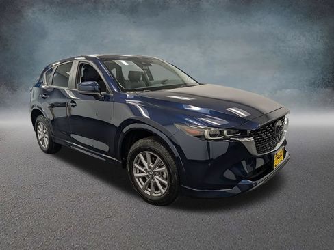 Used 2024 MAZDA CX-5 AWD 2.5 S w/ Preferred Package image 3