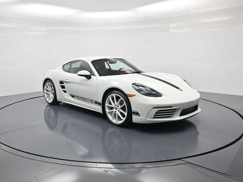 Certified 2025 Porsche 718 Cayman RWD image 32