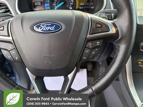 Used 2019 Ford Edge SEL w/ Equipment Group 201A image 17