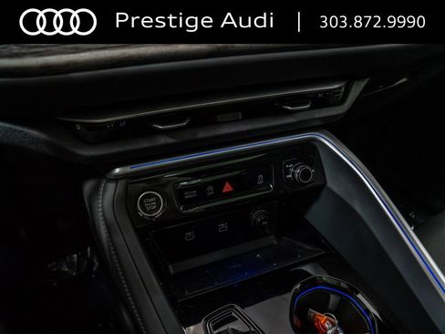 New 2025 Audi Q5 Prestige image 17
