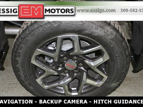 New 2025 GMC Sierra 1500 SLE w/ X31 Off-Road Package image 4