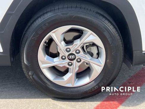 Used 2024 Hyundai Tucson SE FWD image 4