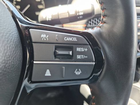 Used 2024 Honda HR-V Sport image 16