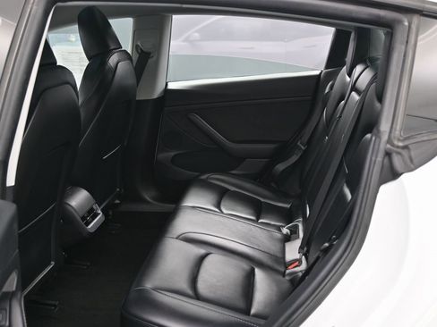 Used 2023 Tesla Model 3 Standard Range image 36