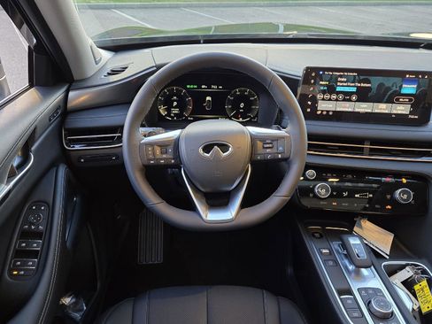 New 2026 INFINITI QX60 Luxe w/ Cargo Package image 10