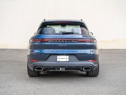 Certified 2025 Porsche Cayenne image 7