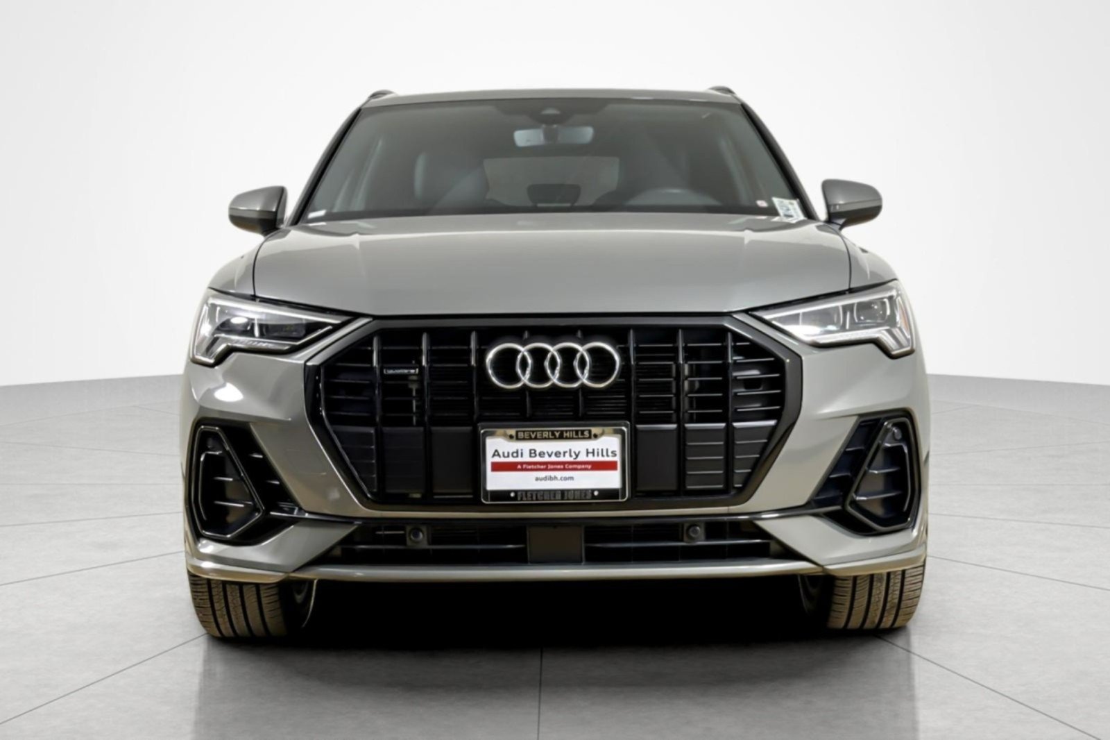 Used 2024 Audi Q3 2.0T Premium w/ Convenience Package AWD/4WD image 8