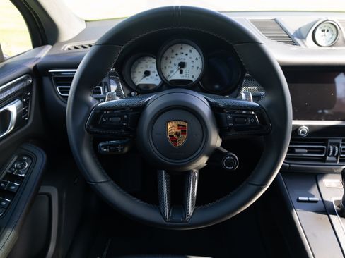Used 2024 Porsche Macan GTS AWD/4WD image 88