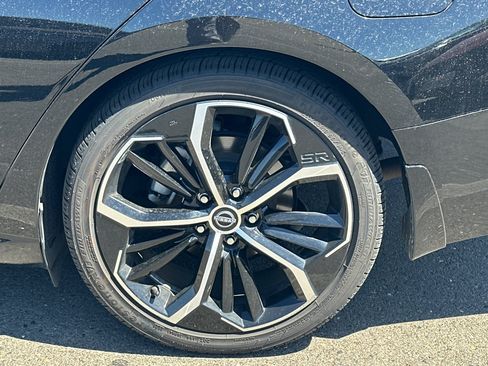 Certified 2024 Nissan Altima 2.5 SR FWD image 4