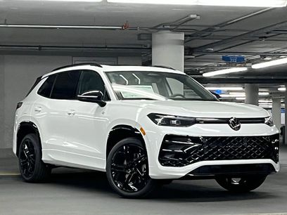 New 2026 Volkswagen Tiguan SE R-Line