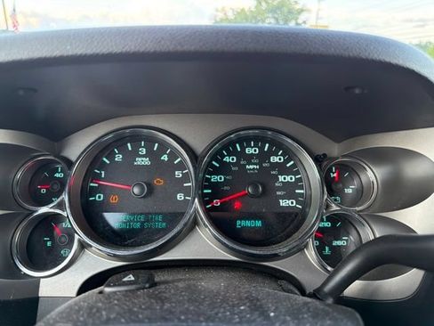 Used 2009 Chevrolet Silverado 1500 LT w/ Power Pack Plus AWD/4WD image 12