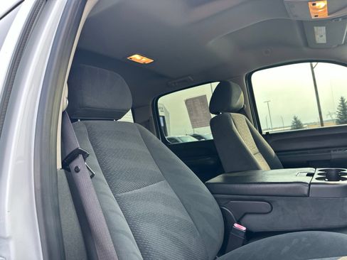 Used 2008 GMC Sierra 1500 SLE w/ Power Pack Plus AWD/4WD image 33