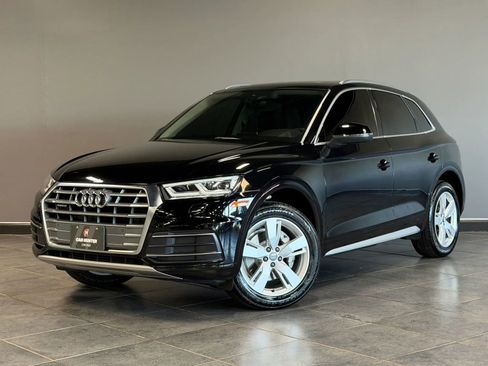 Used 2019 Audi Q5 2.0T Premium Plus w/ Premium Plus Package AWD/4WD image 1