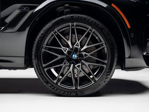 Used 2024 BMW X6 M Competition image 40