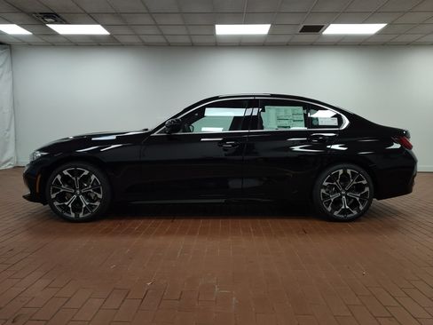 Used 2026 BMW 330i Sedan w/ Premium Package RWD image 2