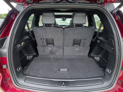 New 2025 Jeep Grand Cherokee L Limited w/ Black Appearance Package image 17