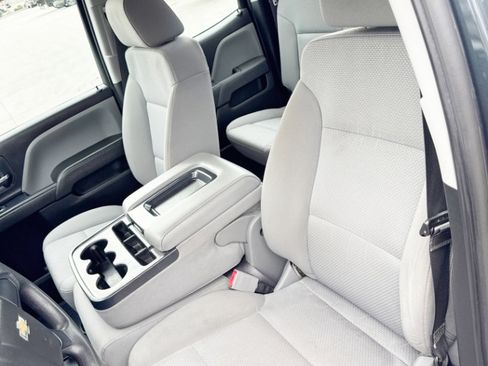 Used 2017 Chevrolet Silverado 1500 W/T w/ Trailering Package image 15