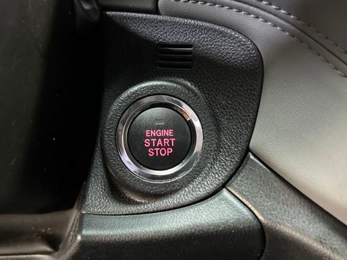 Used 2023 Subaru Outback Limited image 19