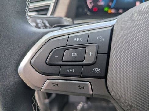 New 2025 Volkswagen Atlas SEL image 18