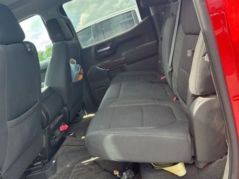 Used 2021 GMC Sierra 1500 Elevation w/ LPO, Elevation Black Package AWD/4WD image 4