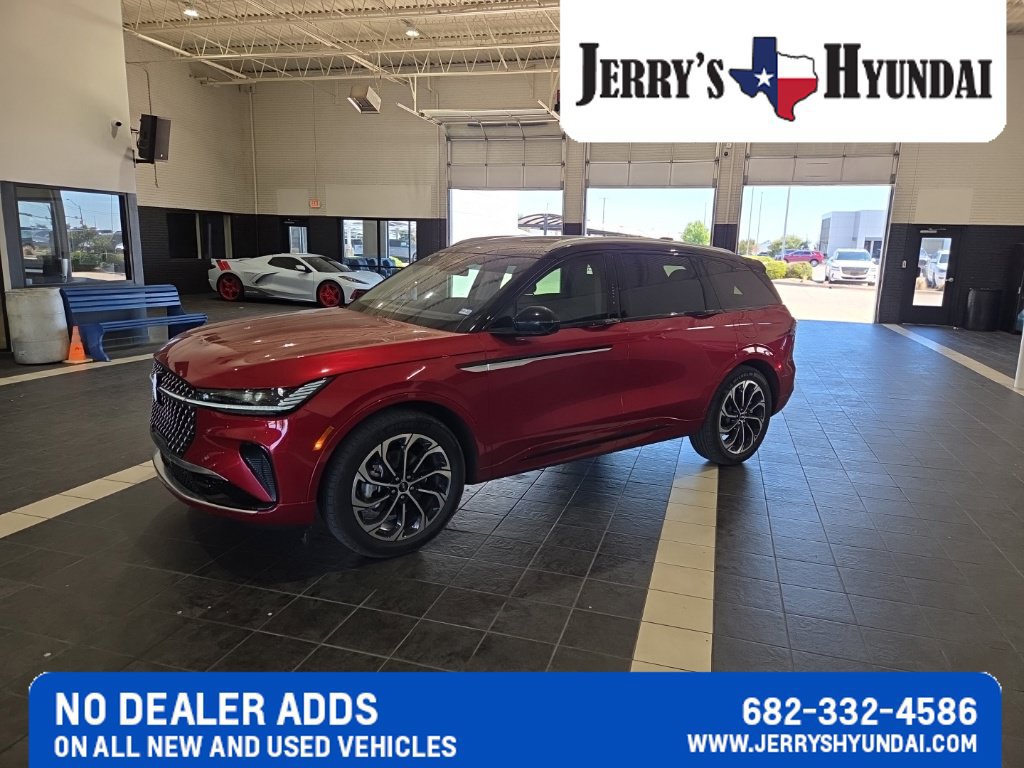 Used 2026 Lincoln Nautilus Reserve AWD/4WD image 1