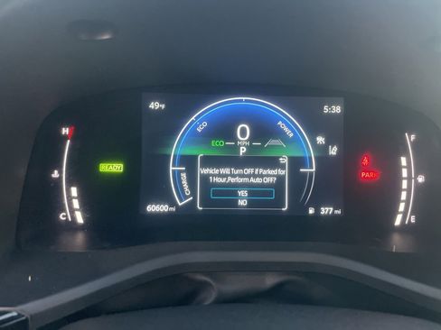 Used 2025 Toyota Camry SE image 25